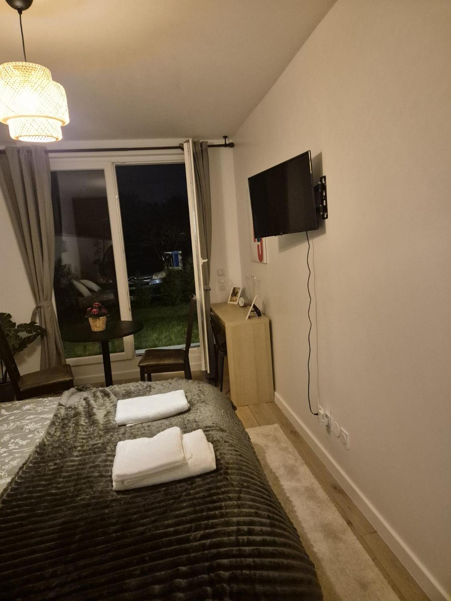 Апартаменты Mir - Chambre 1 Ати-Мон Экстерьер фото